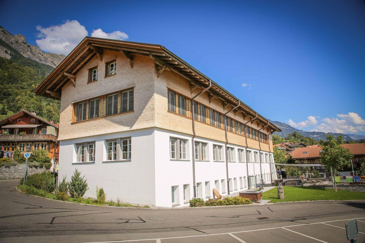 Ausstellung der Schule für Holzbildhaurei