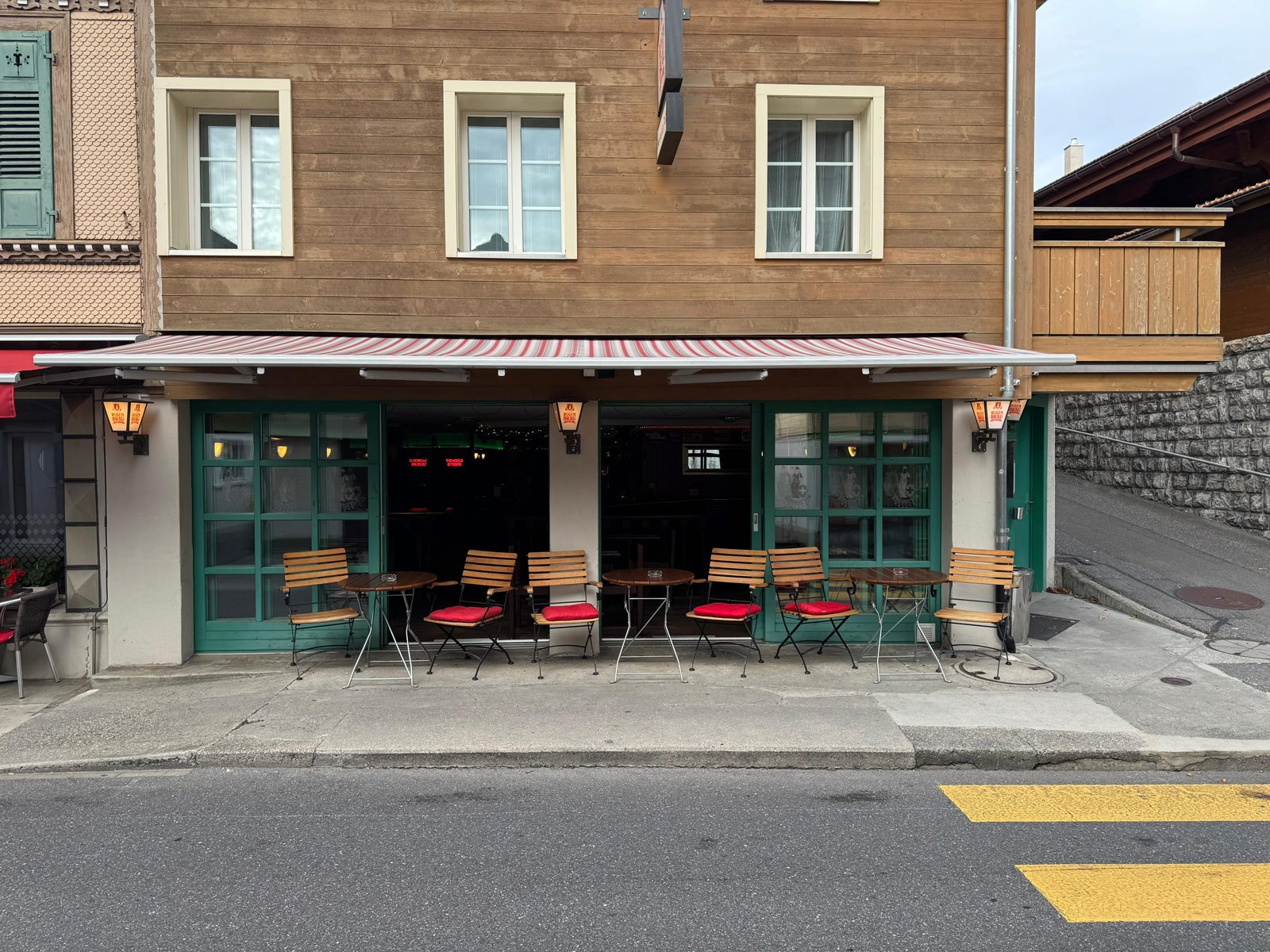 Helvetia Pub