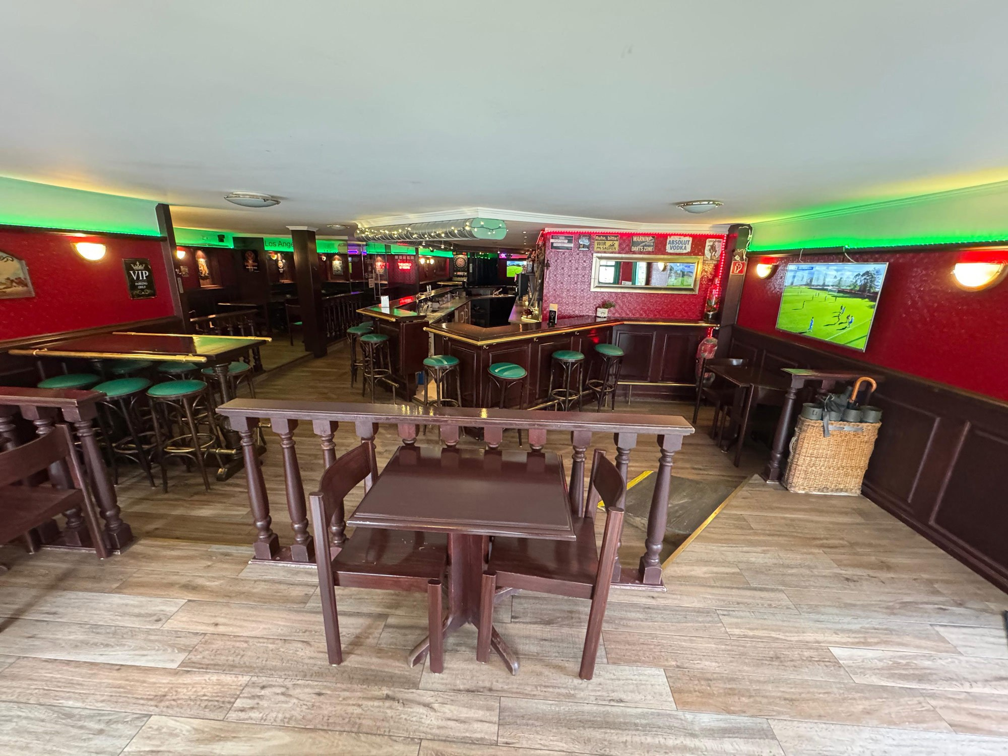Helvetia Pub